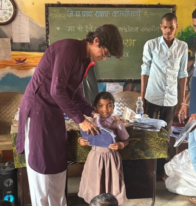 devendra jagtap foundation donation murbad primary school kalyan